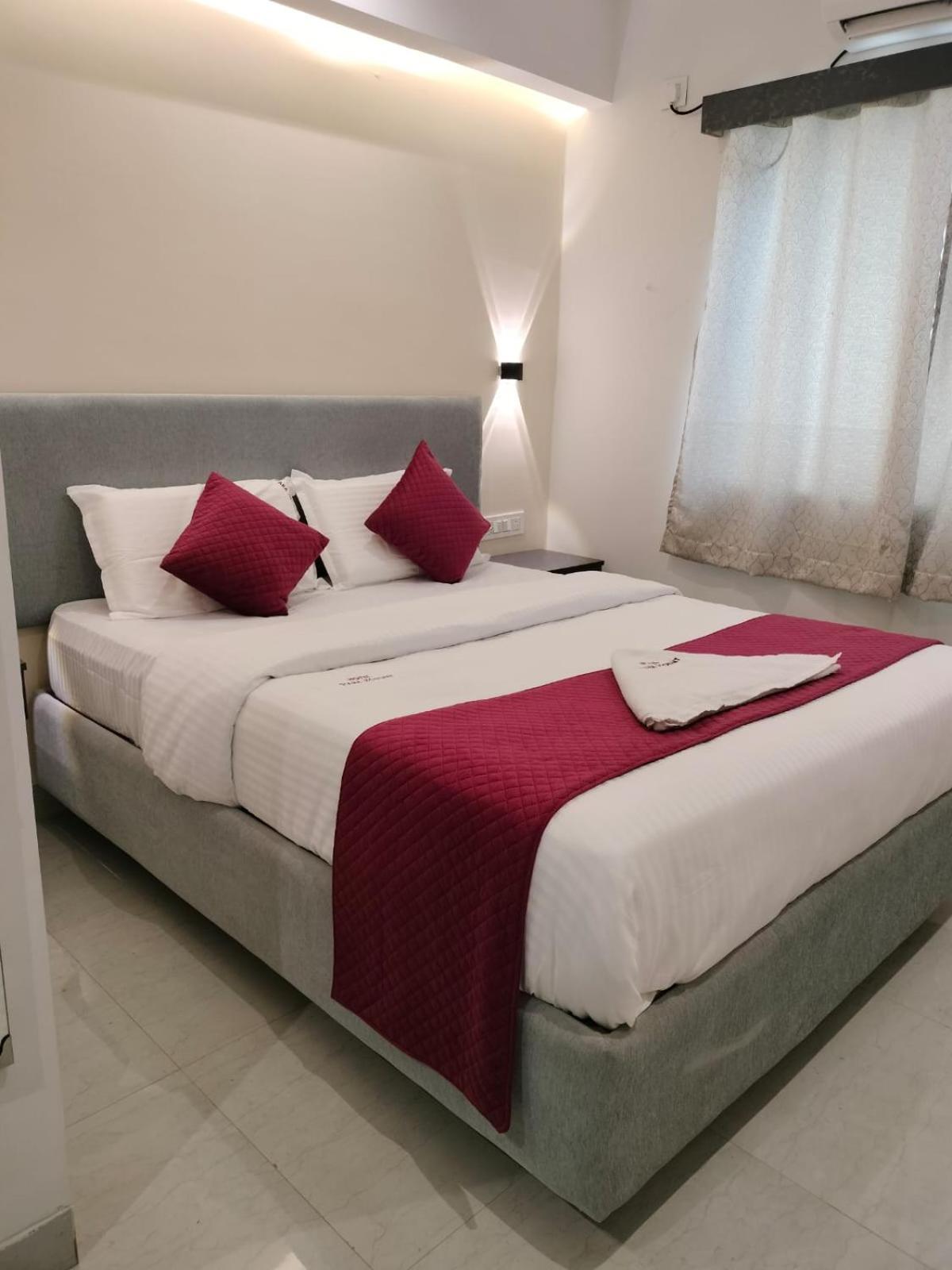 Hotel Paramount Visakhapatnam Buitenkant foto